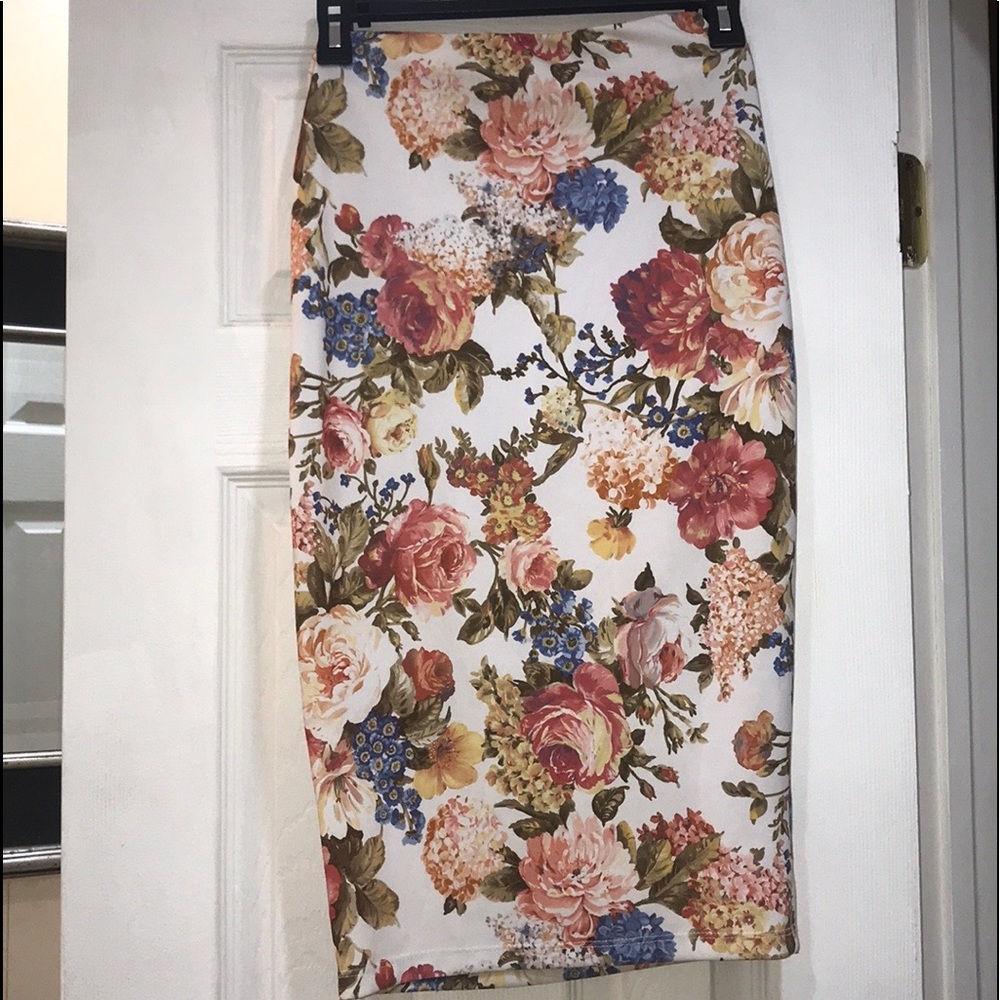 Floral Spring Skirt ✨